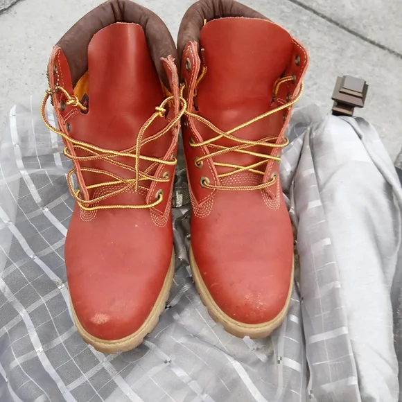 Timberlands - Picture 2 of 3